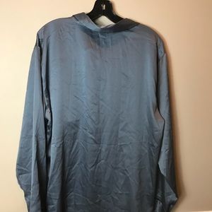 Victoria's Secret Intimates & Sleepwear - NWOT Victoria Secret Gray Silky Sleep Top sz XL Victoria's Secret Intimates & Sleepwear - NWOT Victoria Secret Gray Silky Sleep Top sz XL